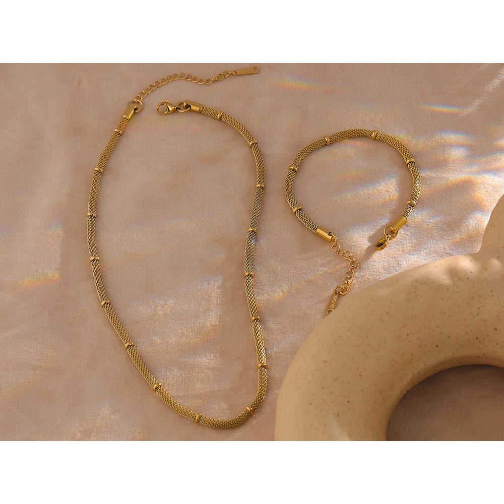 Gilded Form Necklace