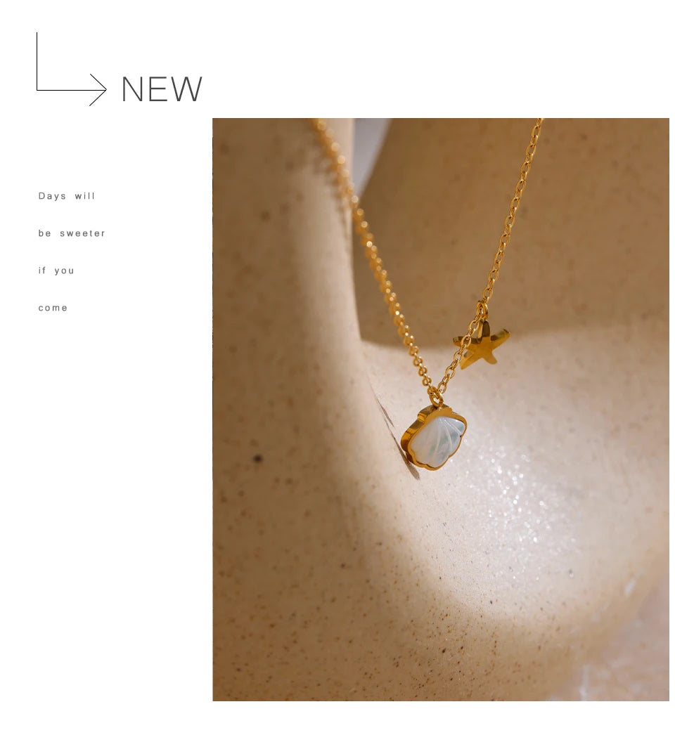 Seashell Grace Necklace