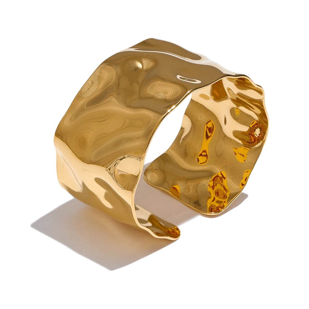 Luxe Hand Band