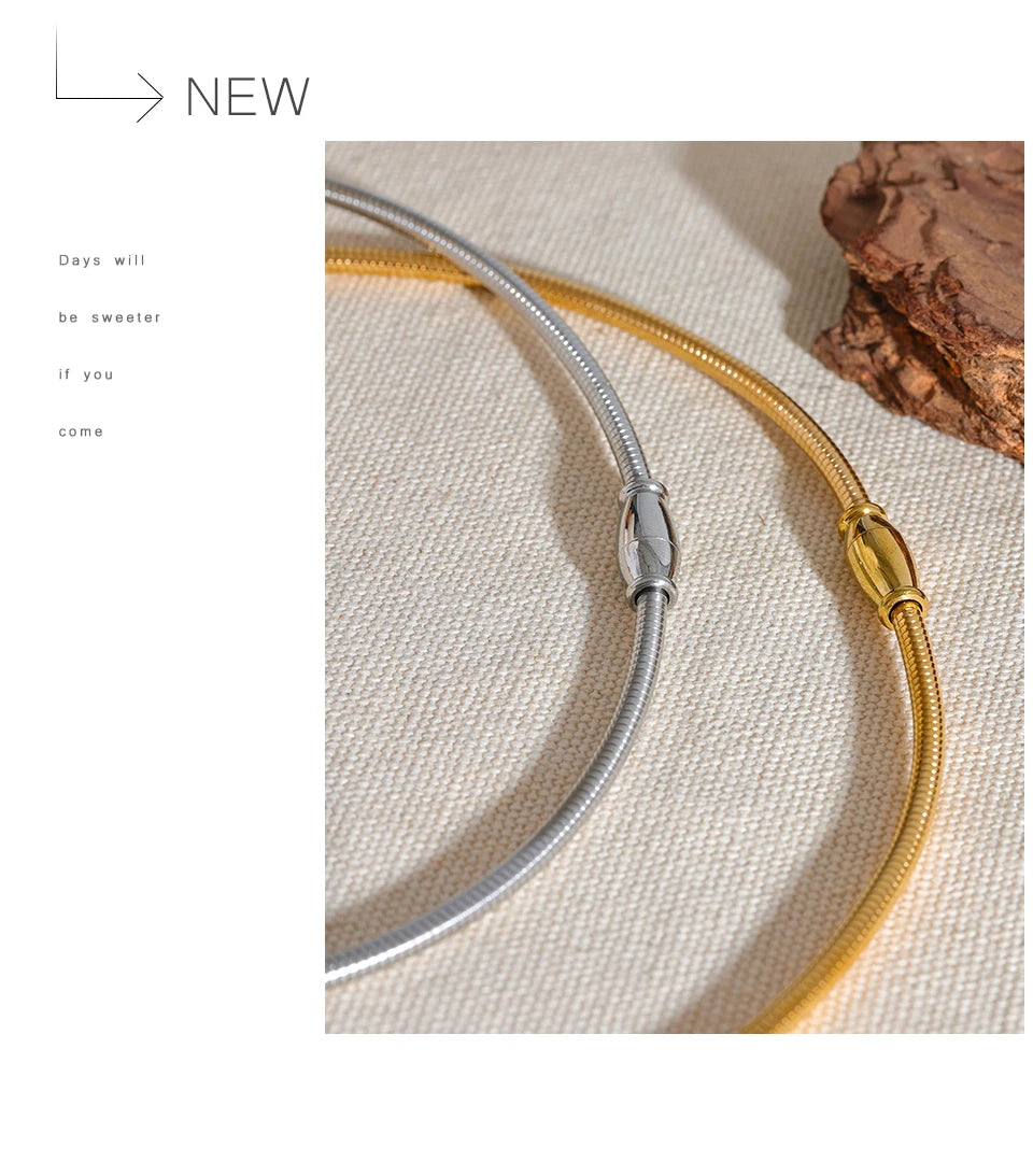 Golden Halo Choker