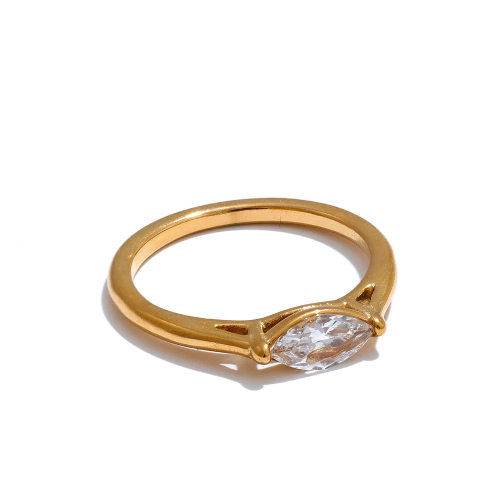 Classic Solitaire Gold Ring