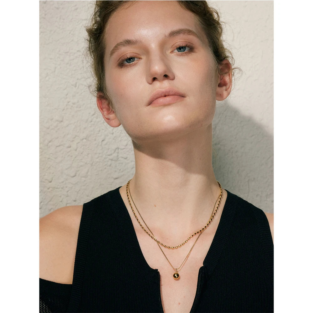 Classic Circle Gold Pendant