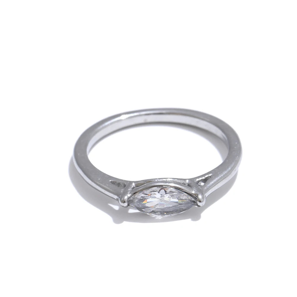 Classic Solitaire Gold Ring