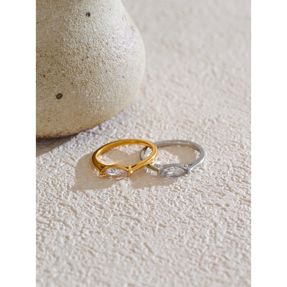 Classic Solitaire Gold Ring