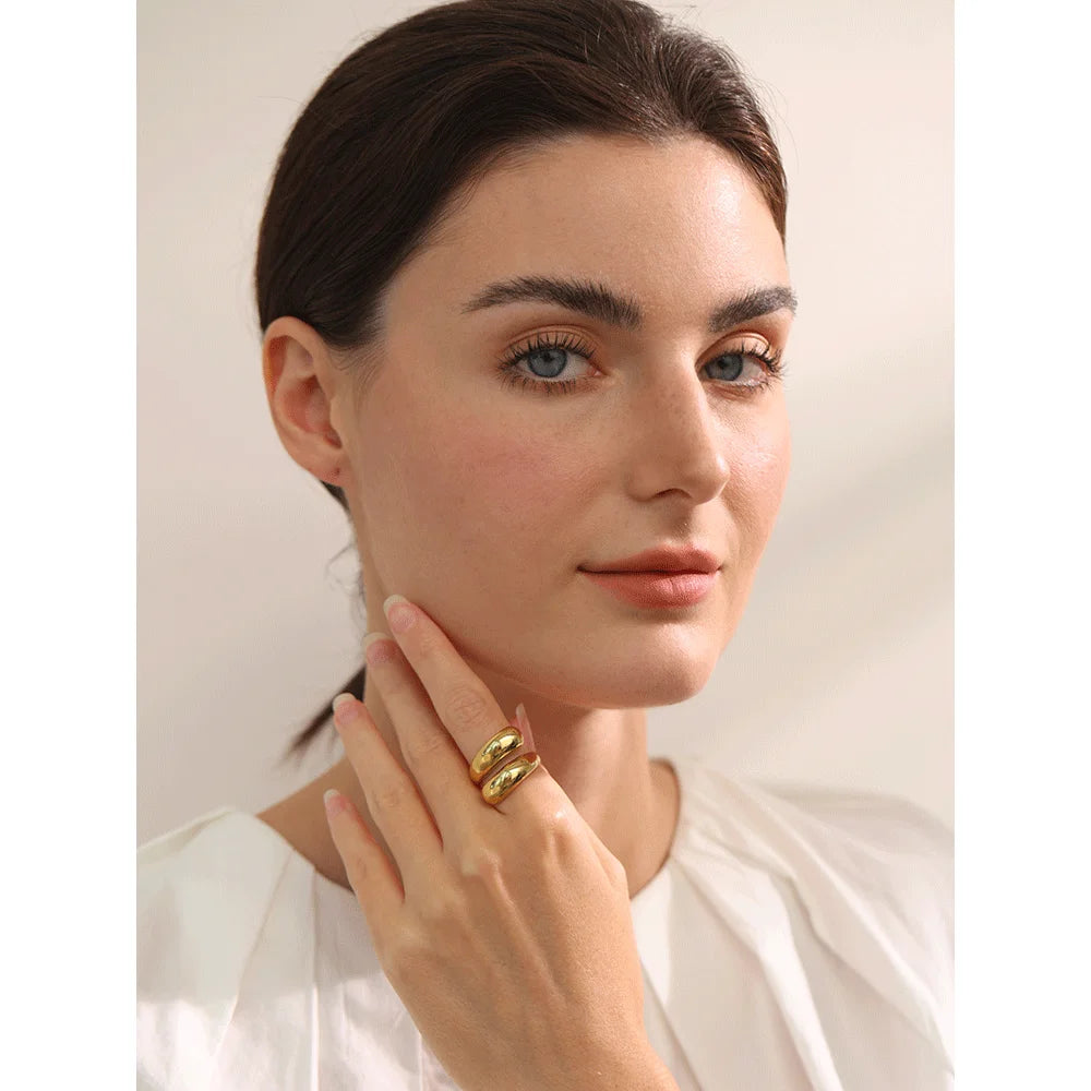 Sculpted Motion Ring