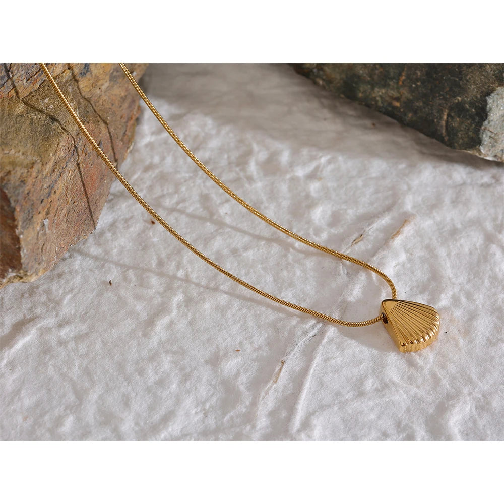 Shellfish Pendant