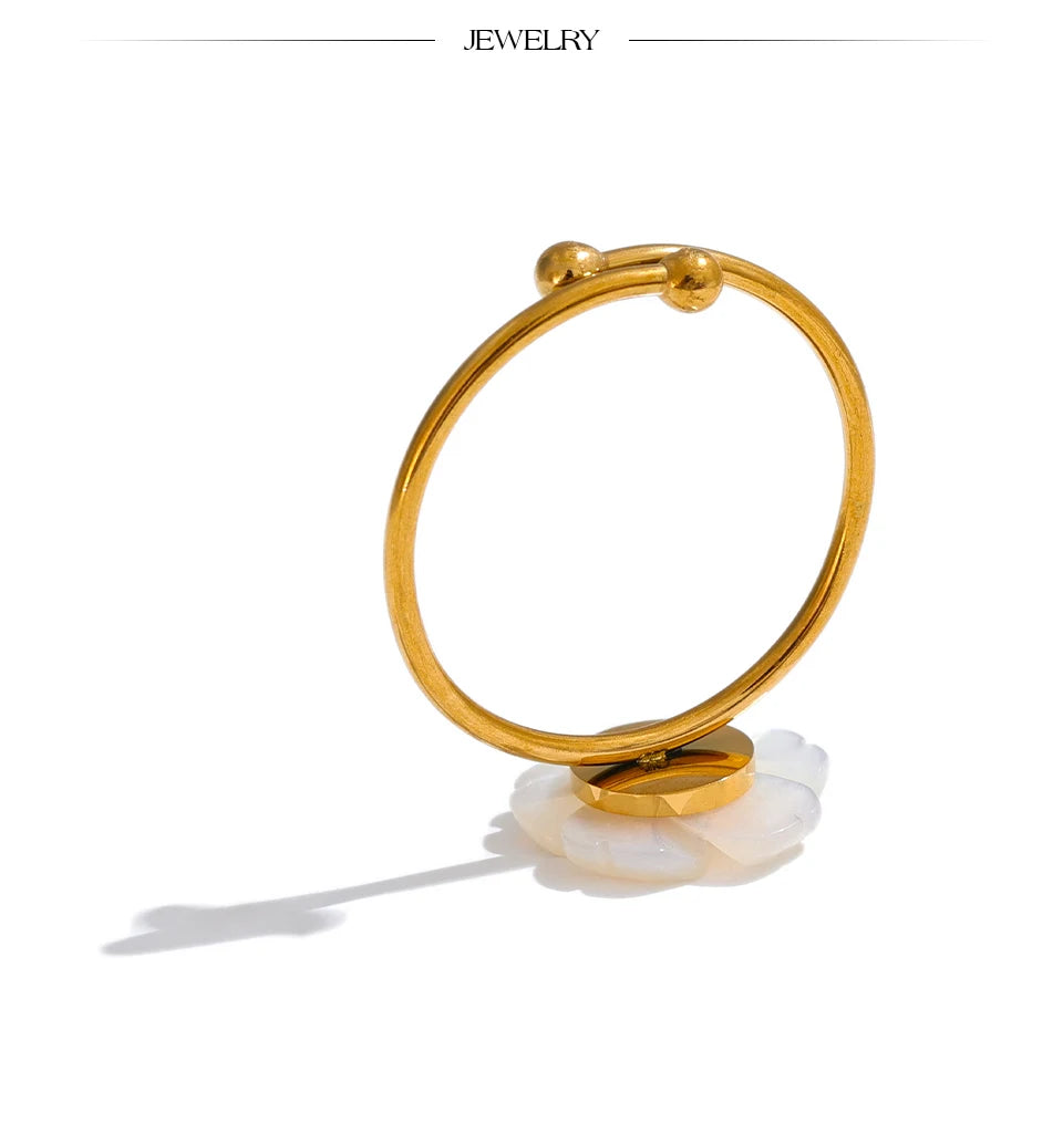 Beautiful Flower Ring