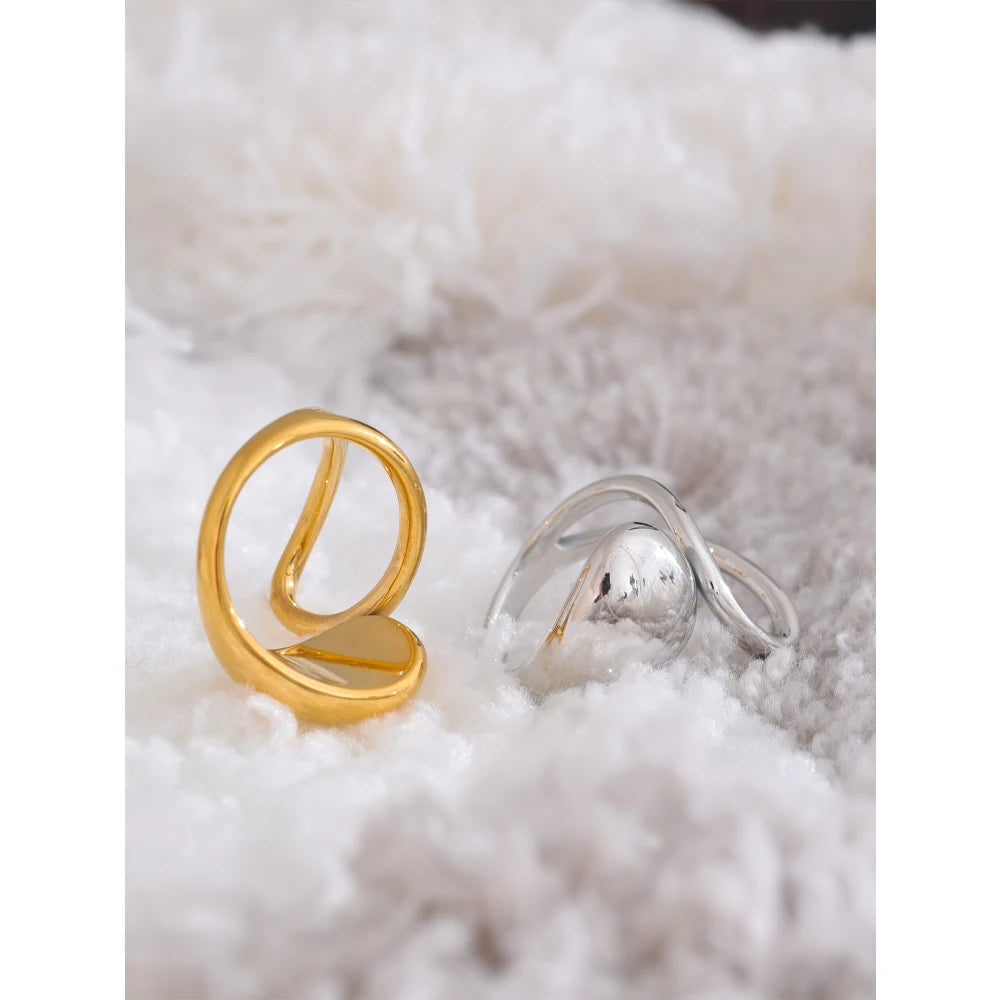 Spiral Sphere Accent Ring
