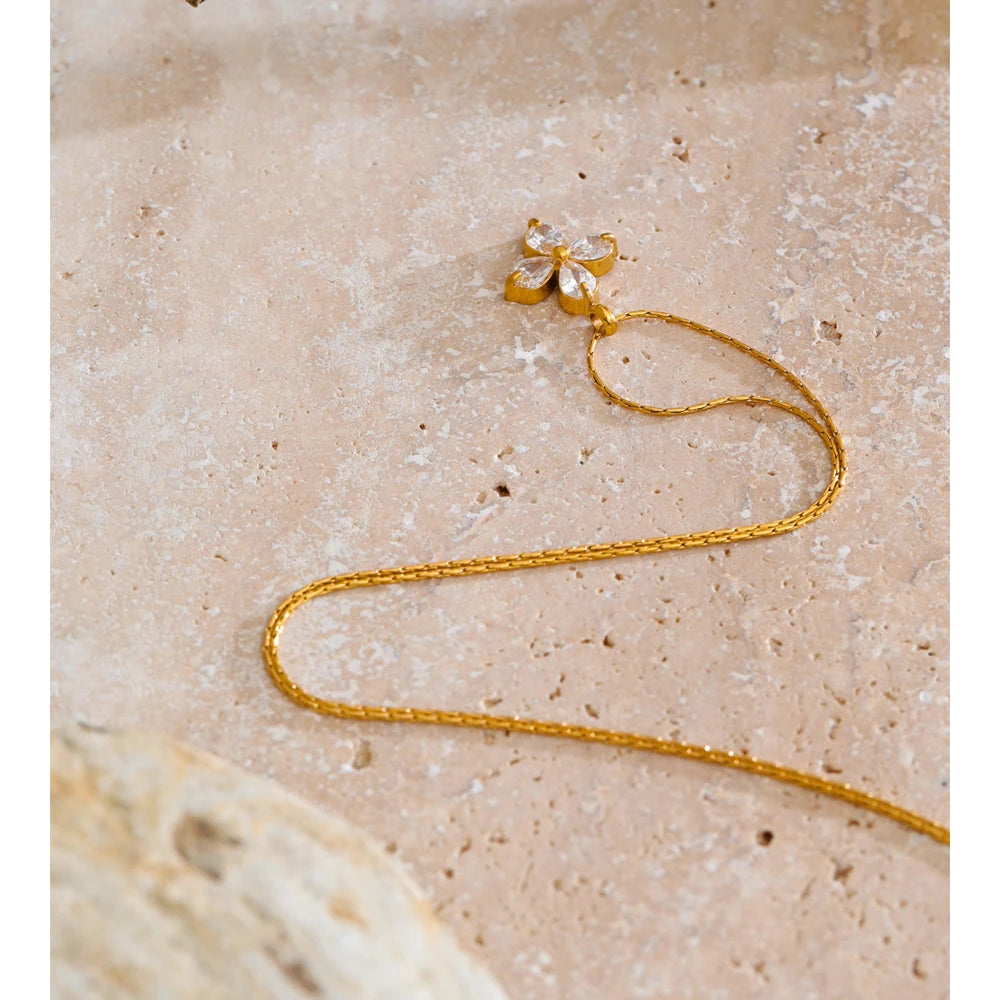 Lucky Clover Crystal Necklace