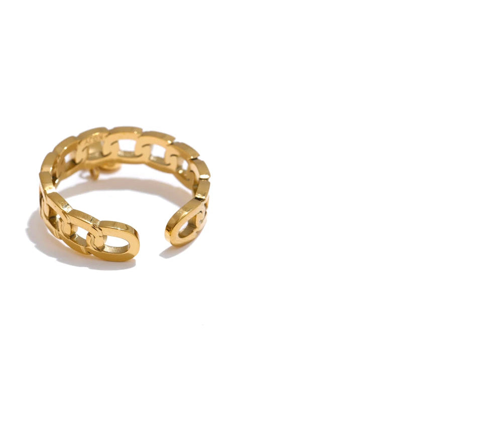 Romantic Heart Gold Ring