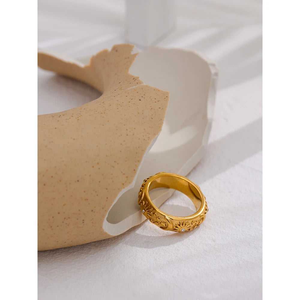 Gold Crescent Moon Ring