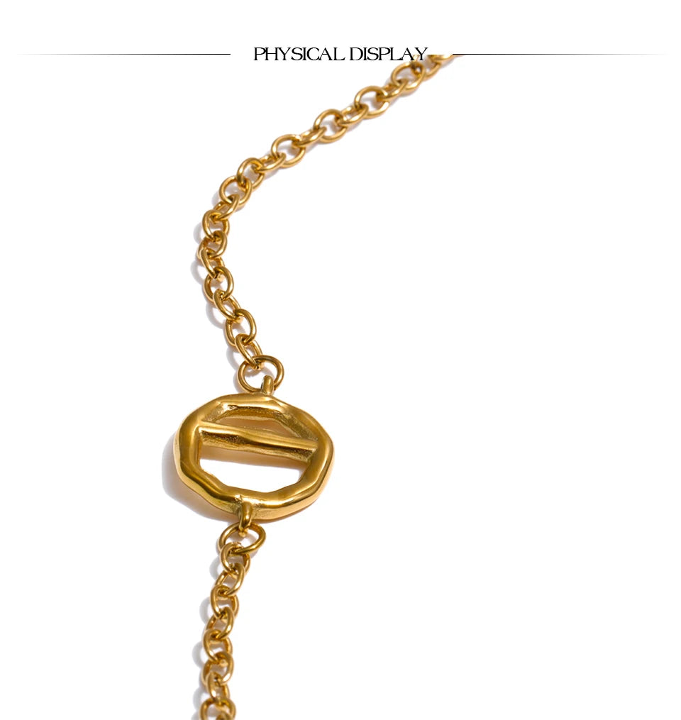 Toggle Chain Necklace