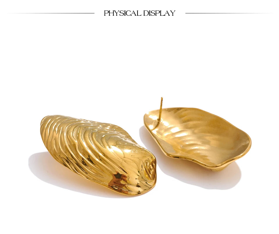 Golden Shell Studs