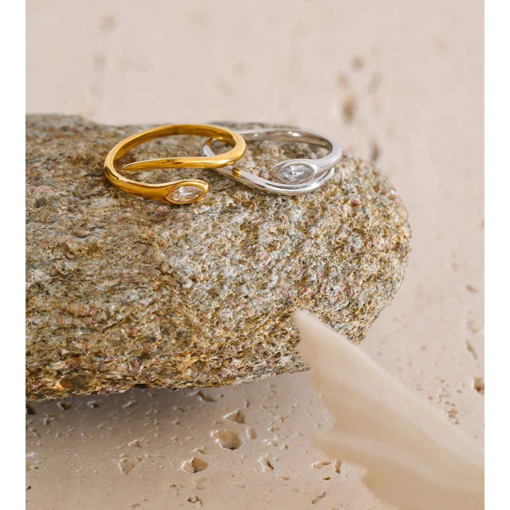 Solitaire Gold Ring