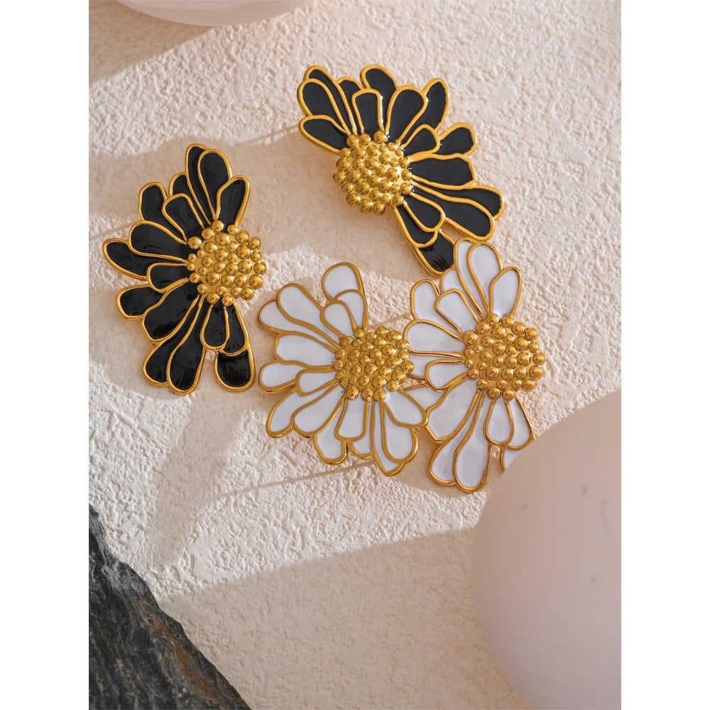 Daisy Bloom Earrings