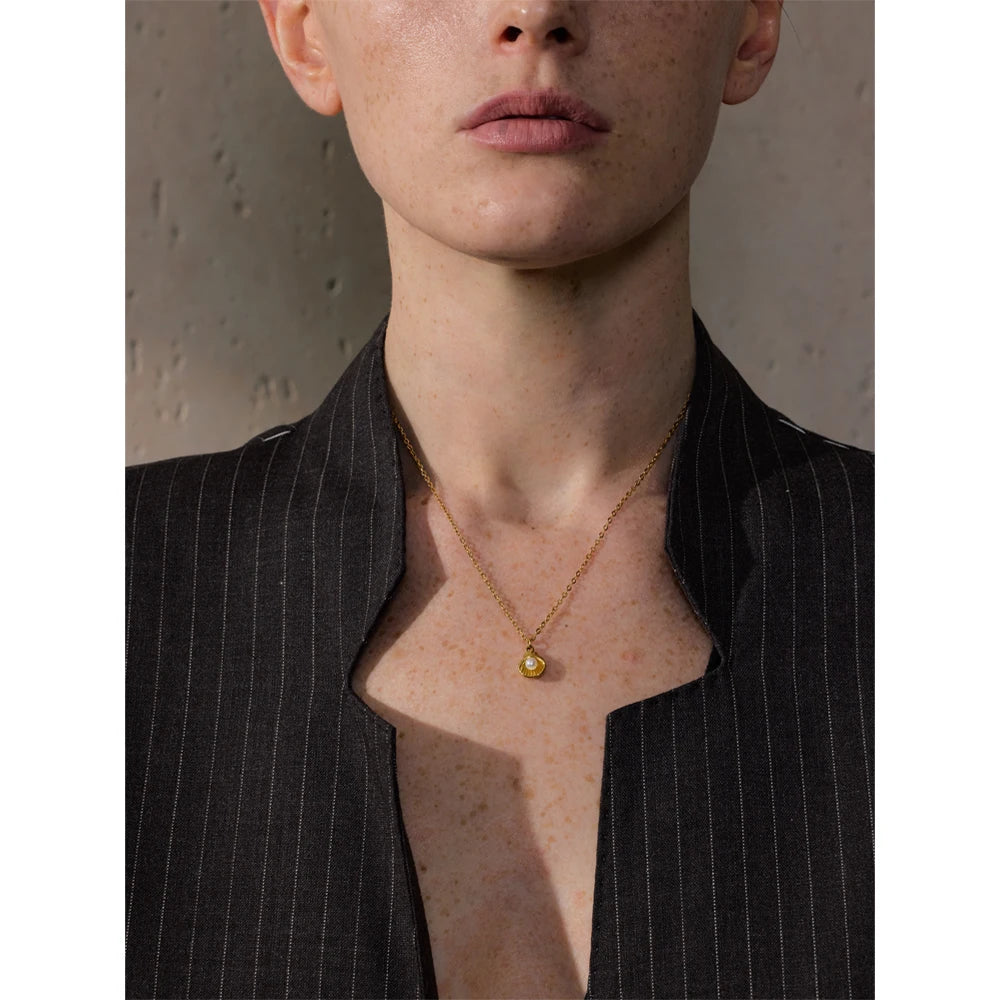 Pearl Treasure Necklace