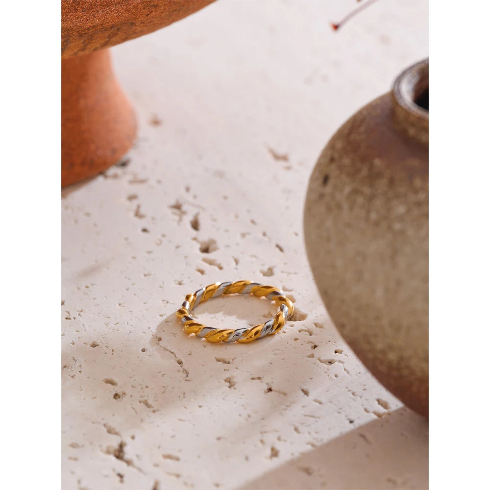 Twisted Elegance Ring