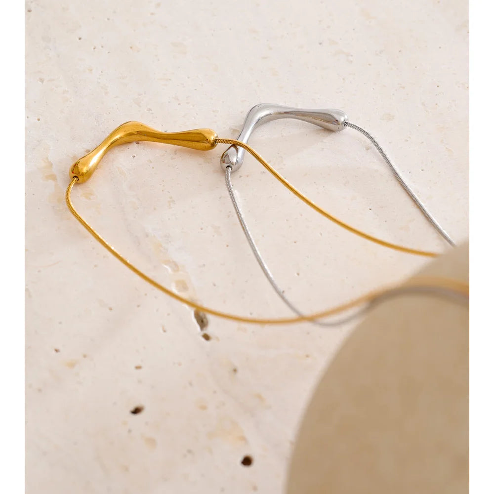 Sculpted Wave Necklace
