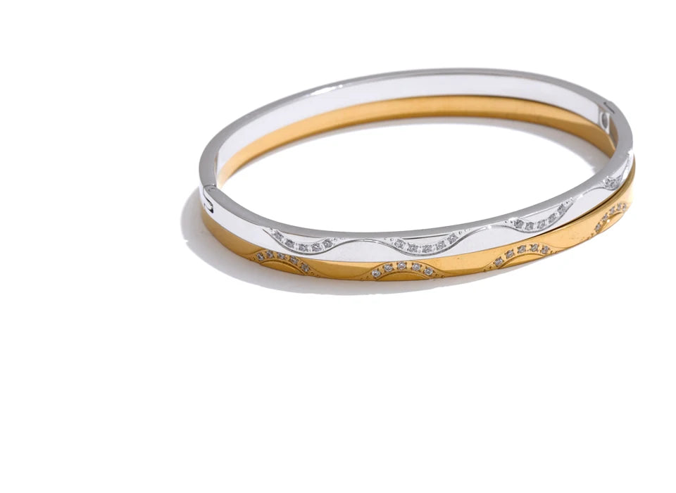Golden Minimal Bangle