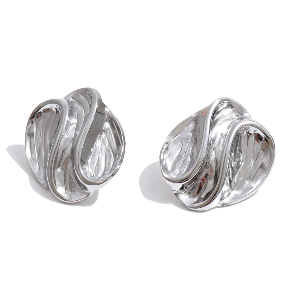 Elegant Sculpted Gold Earrings