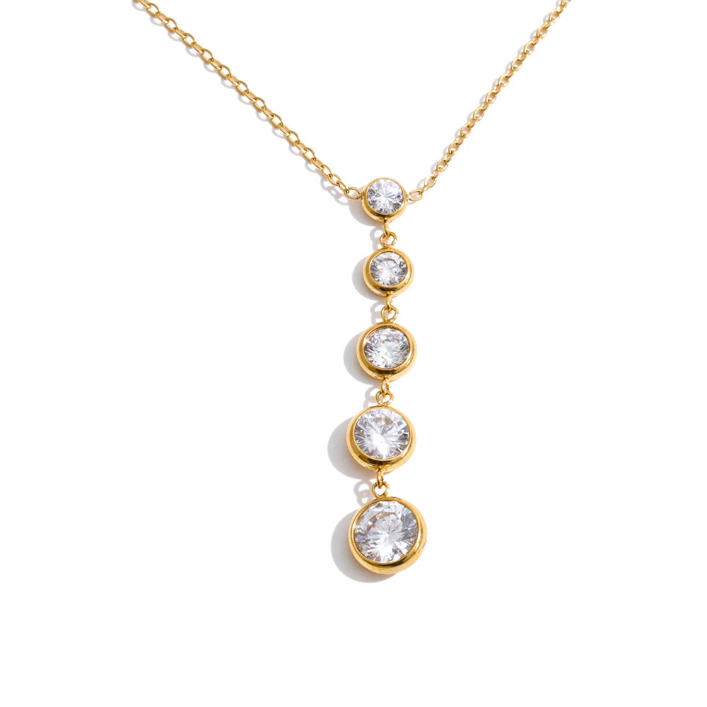 Diamond Drop Pendant Neckla