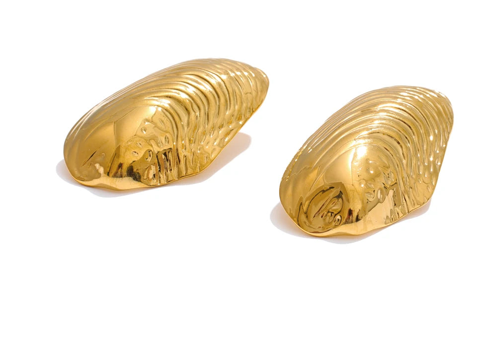 Golden Shell Studs