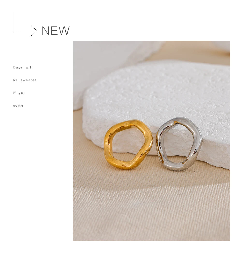 Organic Wave Ring