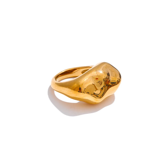 Sculpted Gold Band Ring