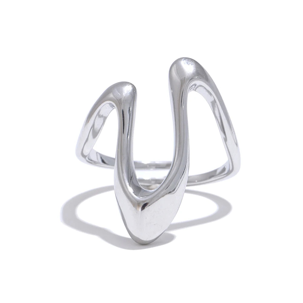 Fluid Wave Ring