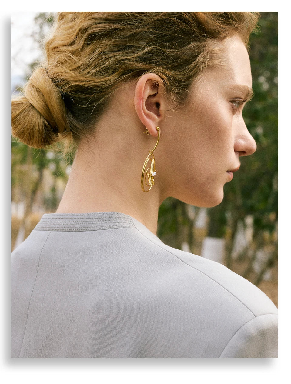 The Modern Muse Swirls