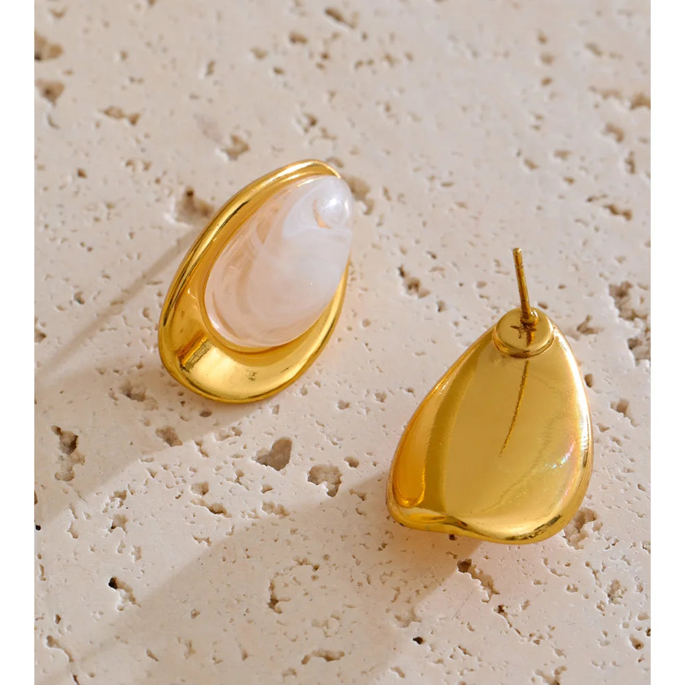 Golden Oval Glow Earrings
