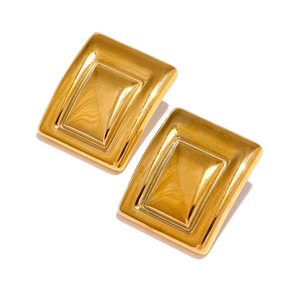 Framed Geometric Studs