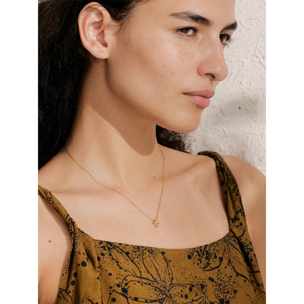Minimal Cross Necklace