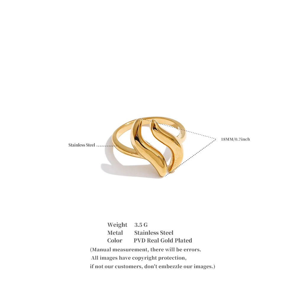 Fluid Wave Gold Ring