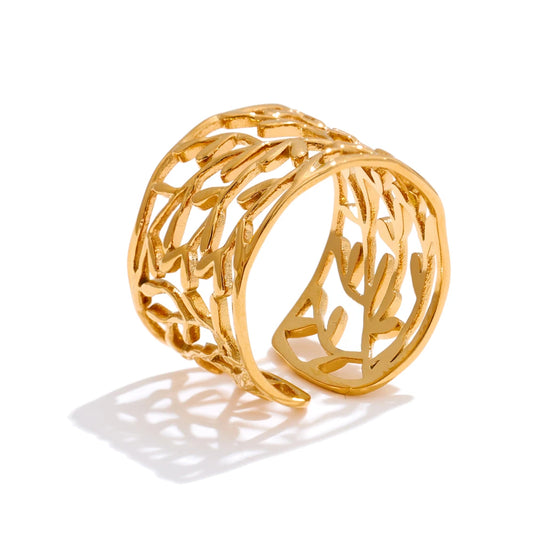 Golden Lace Statement Ring