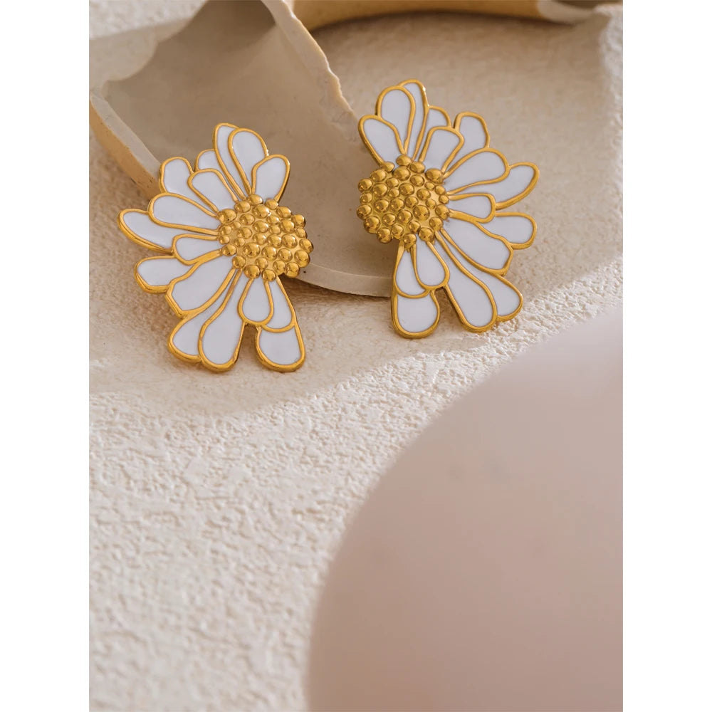 Daisy Bloom Earrings