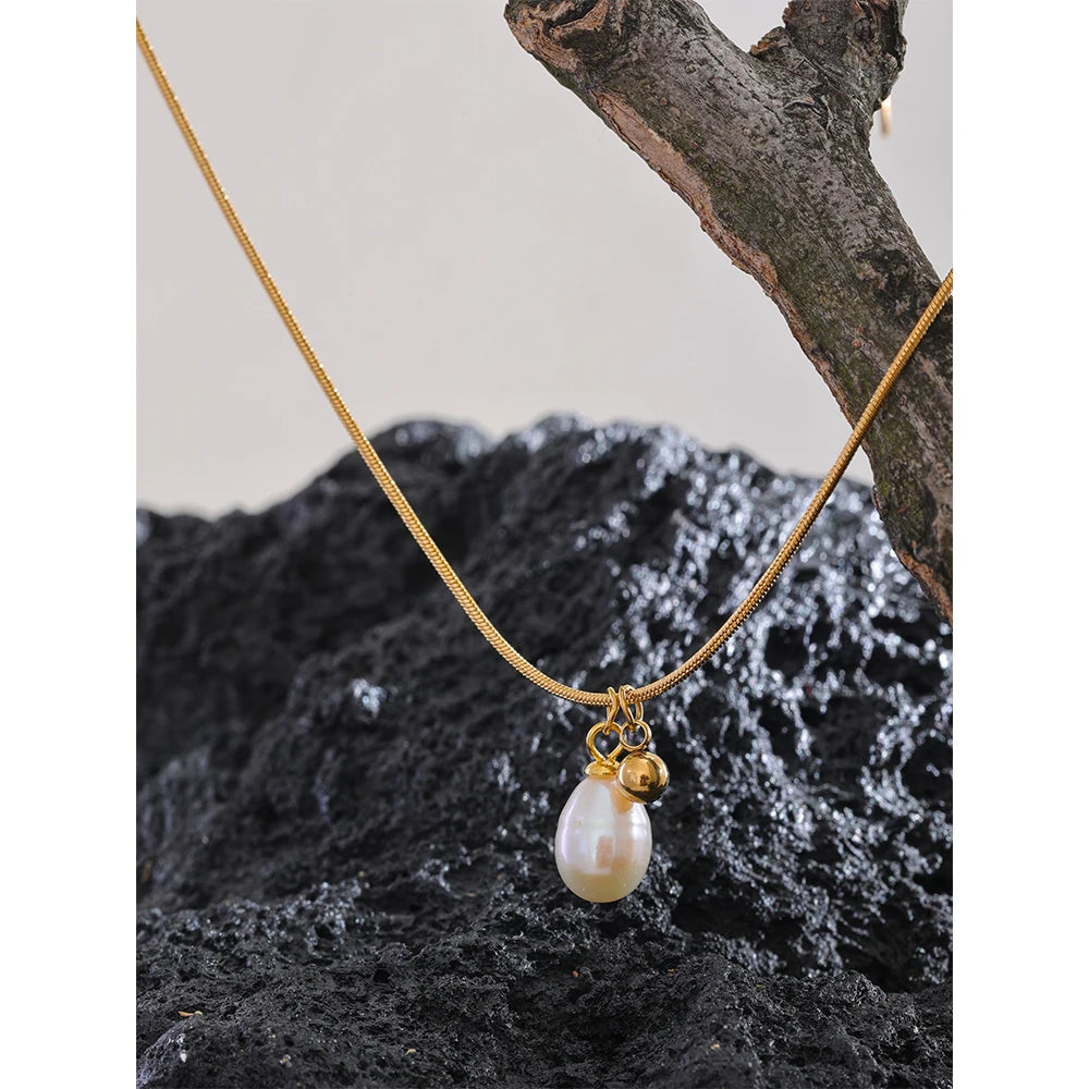 Radiant Freshwater Pearl Pendant Necklace