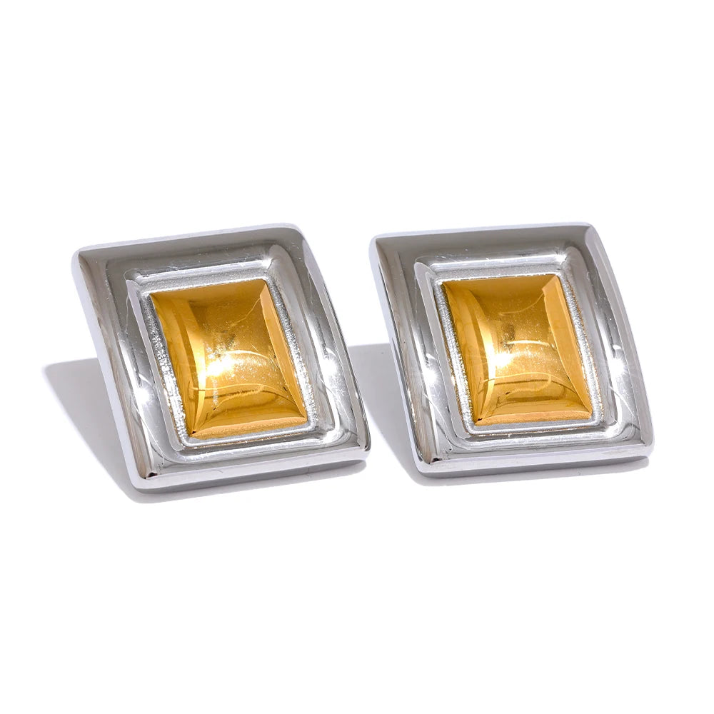 Framed Geometric Studs