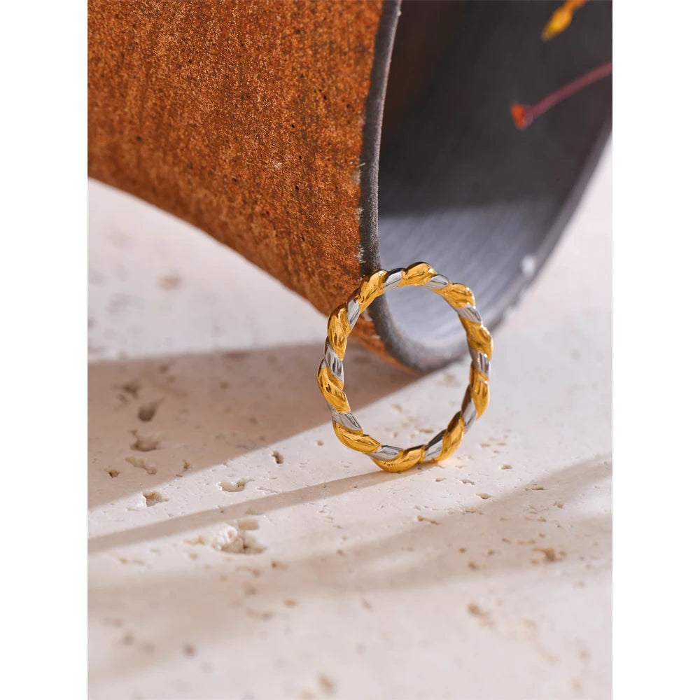 Twisted Elegance Ring