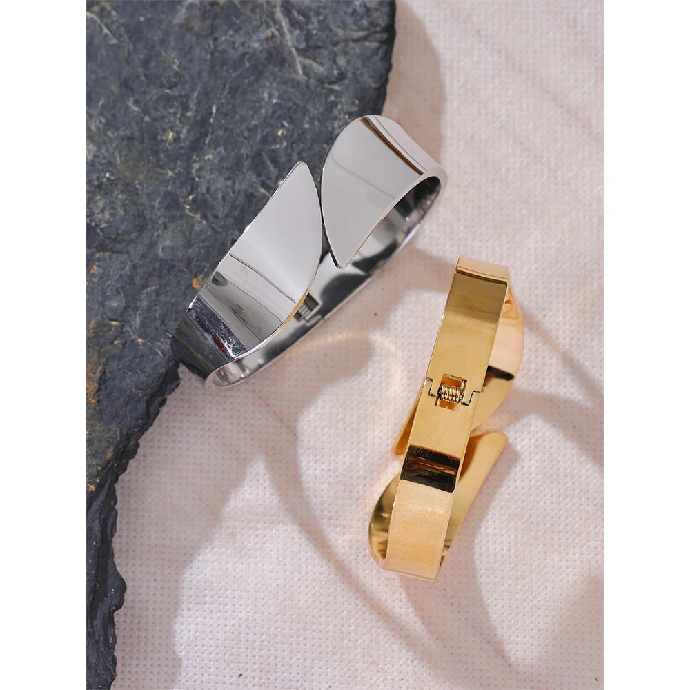 Golden Geometric Bangle Bracelet