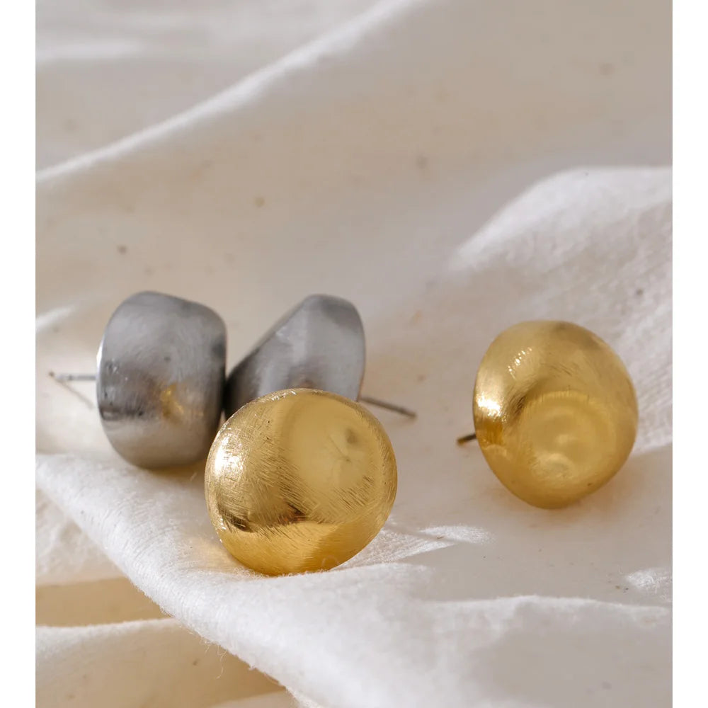 Polished Sphere Studs