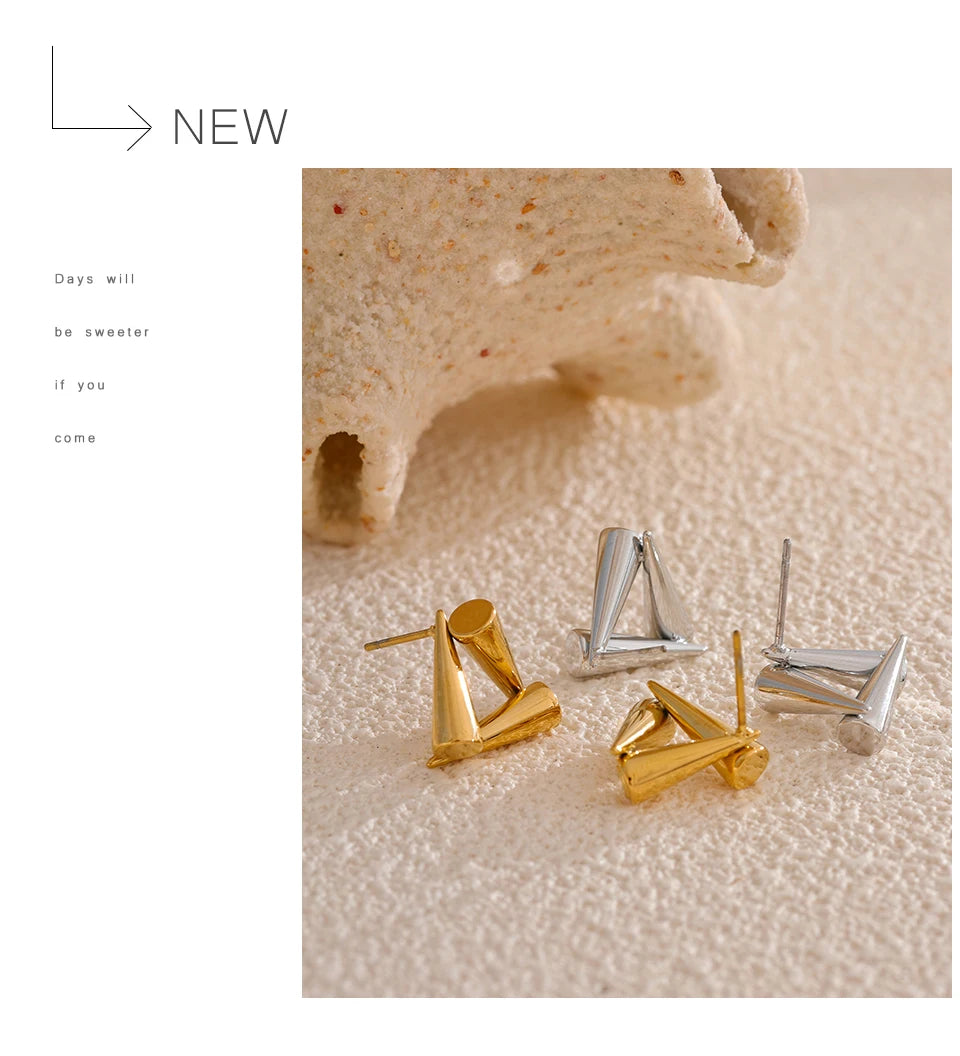 Eterna Geo Studs