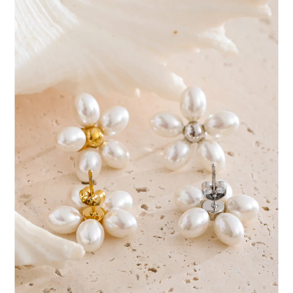 Pearls Flower Earrings