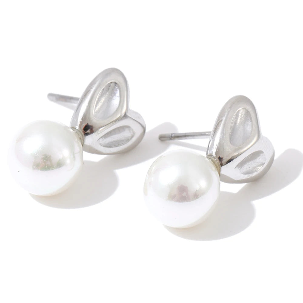 Pearl Heart Studs