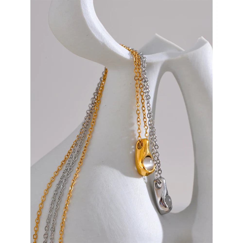 Drop Pearl Necklace