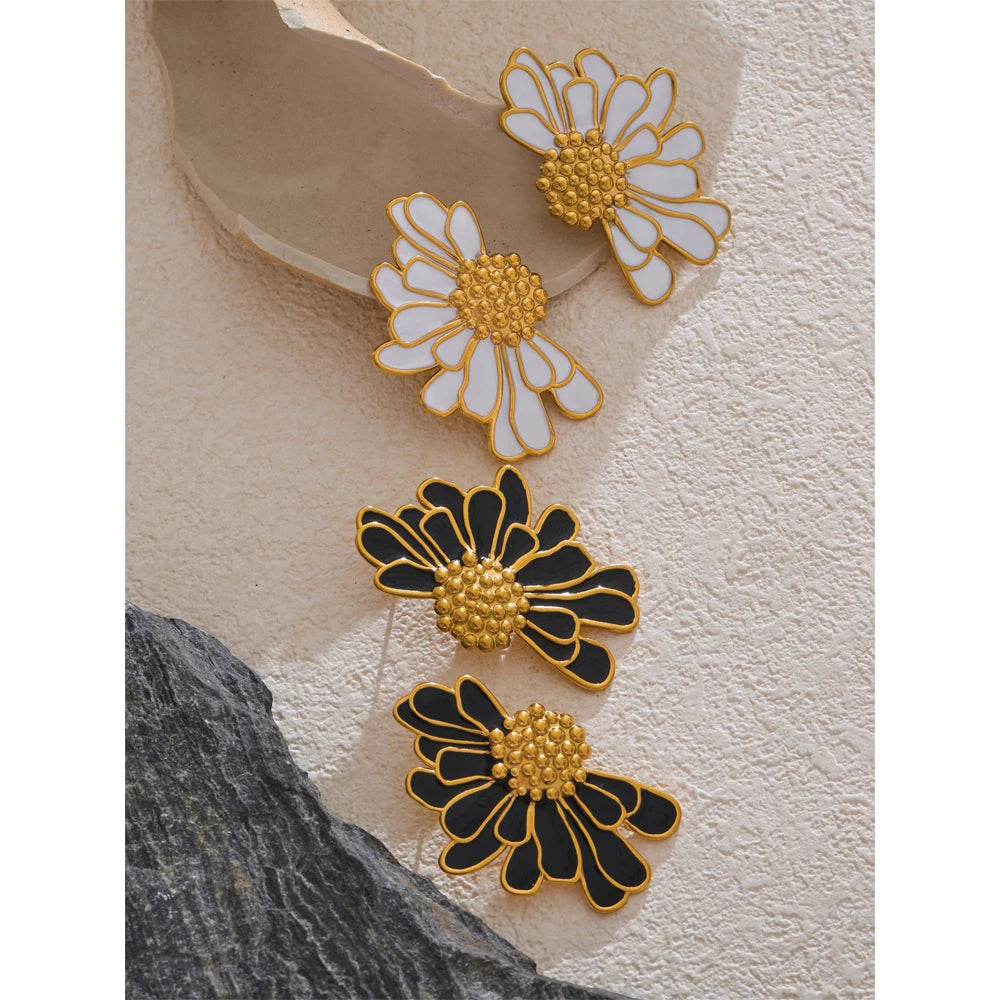 Daisy Bloom Earrings