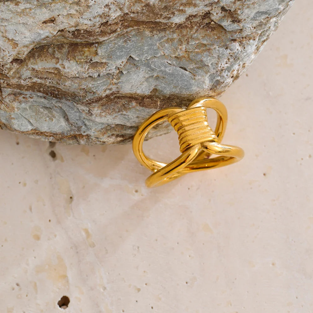 Sculpted Wire Ring