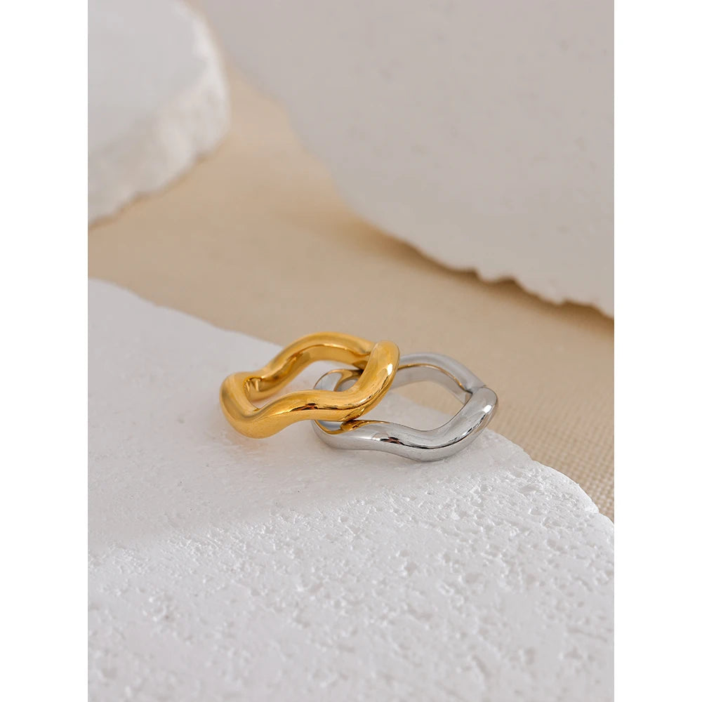 Organic Wave Ring