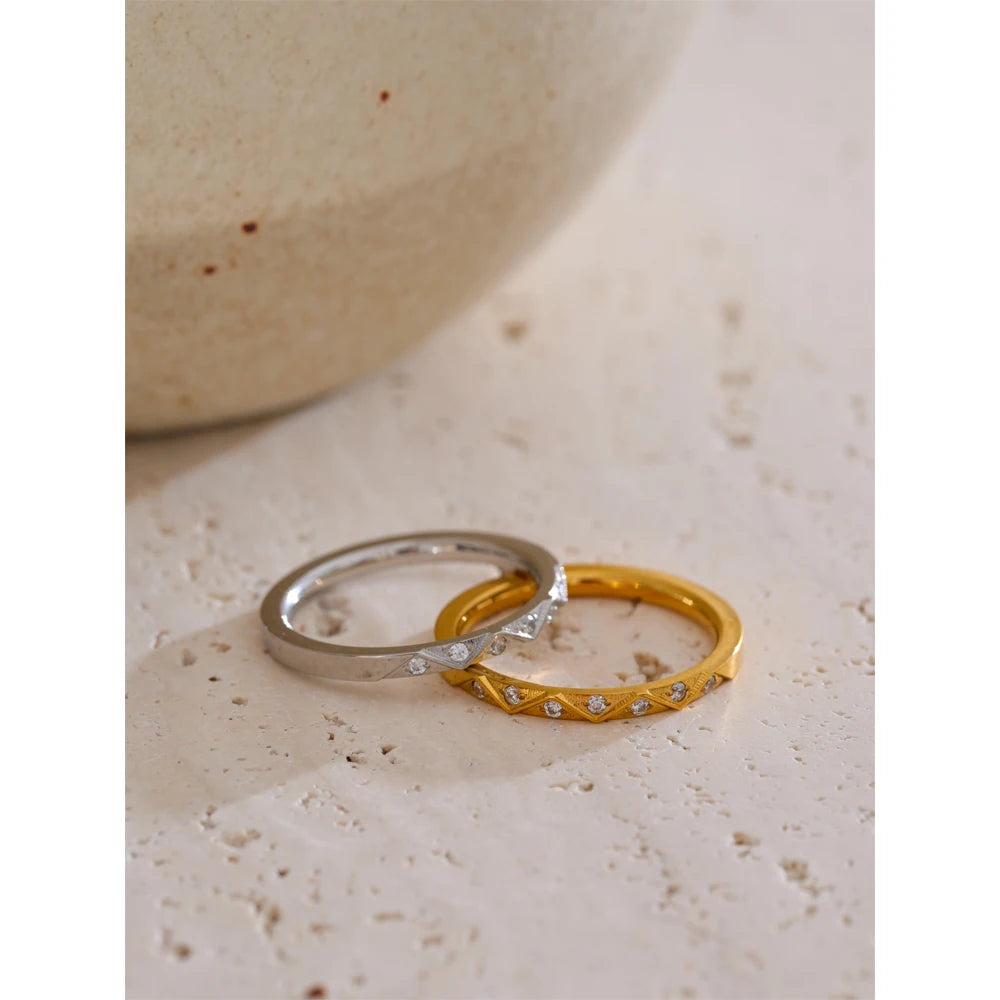 Minimal Crystal Band