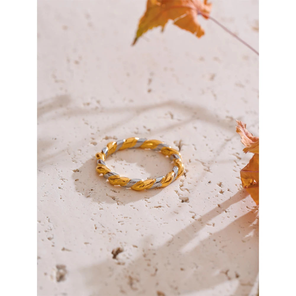 Twisted Elegance Ring